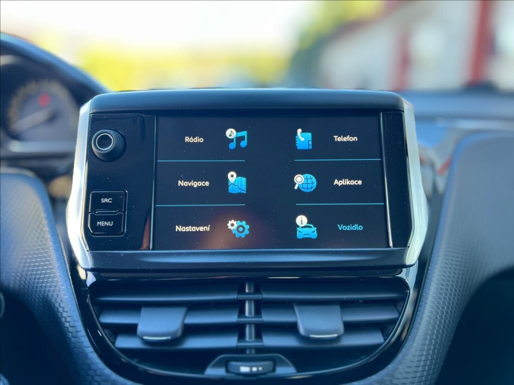 Peugeot 2008 SUV / Terénní 1,2 l 81 kw