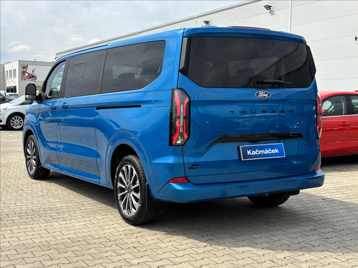 Ford Tourneo Custom