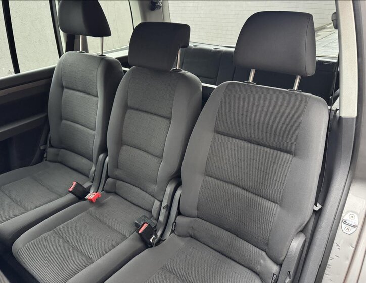 Volkswagen Touran MPV 1,9 l 77 kw