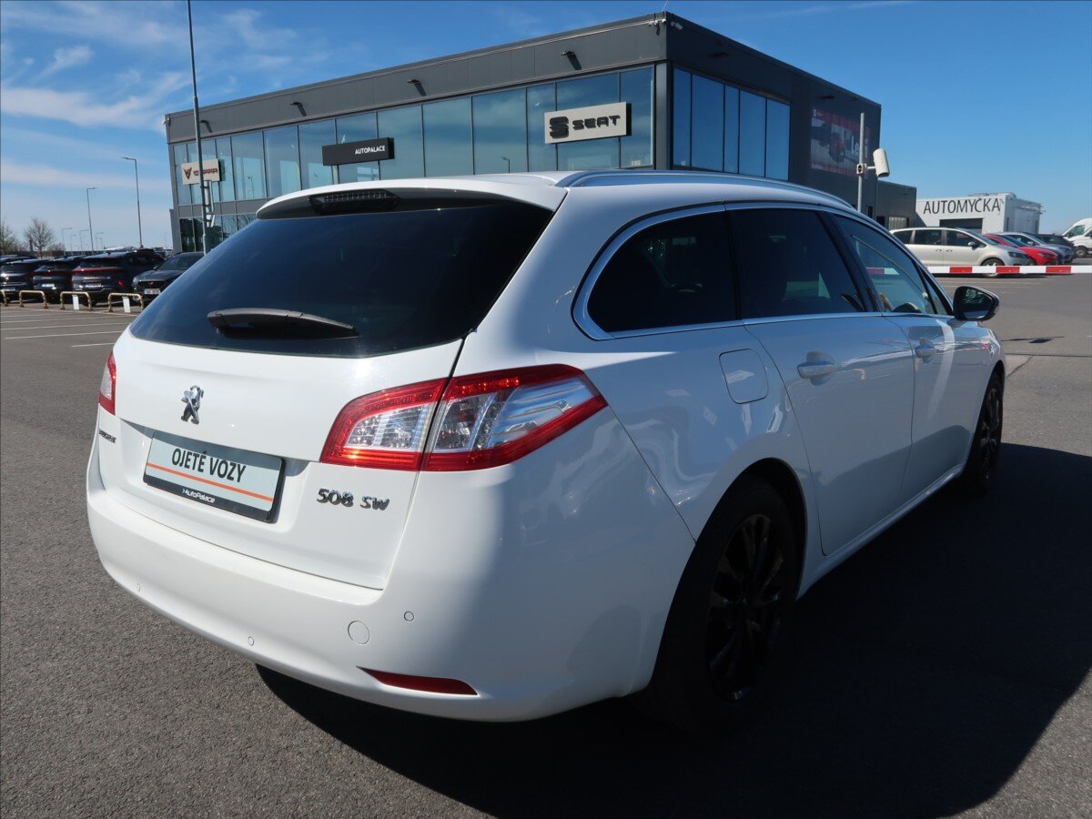Peugeot 508 Kombi 2,0 l 120 kw