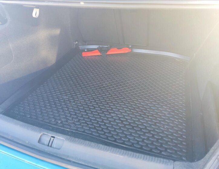 Volkswagen Passat CC Sedan 2,0 l 147 kw