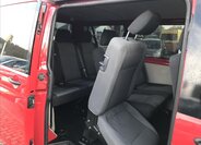 Volkswagen Transporter Kombi 2,0 l 62 kw