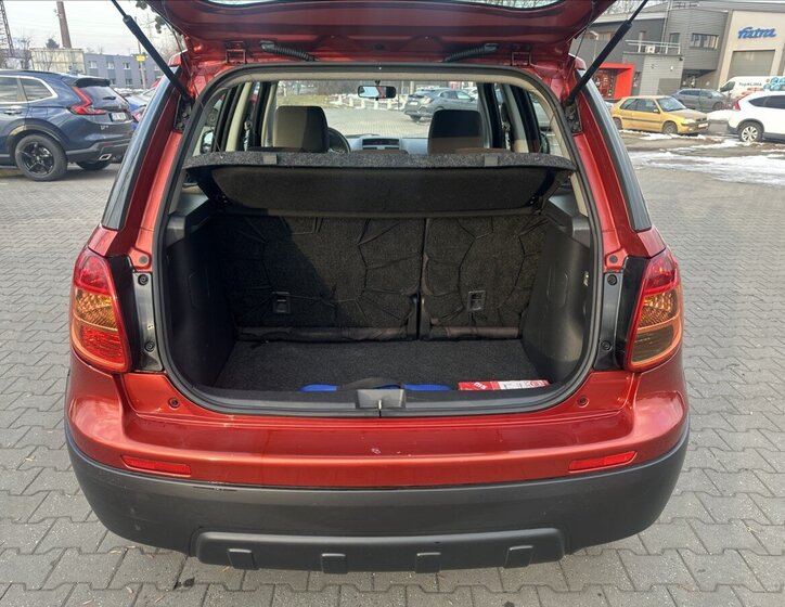 Fiat Sedici Hatchback 1,6 l 79 kw