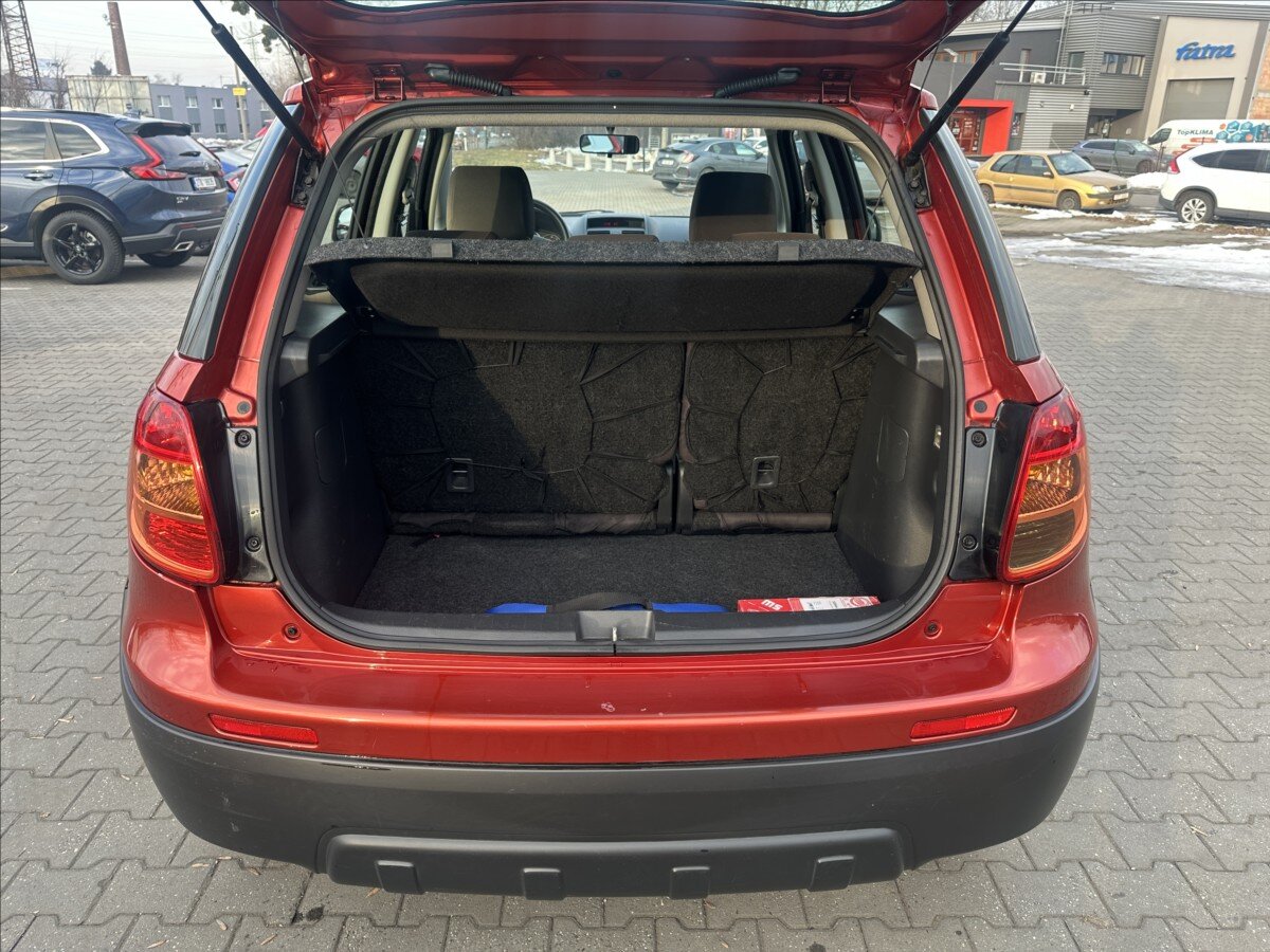 Fiat Sedici Hatchback 1,6 l 79 kw