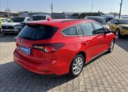 Ford Focus Kombi 999,0 92 kw
