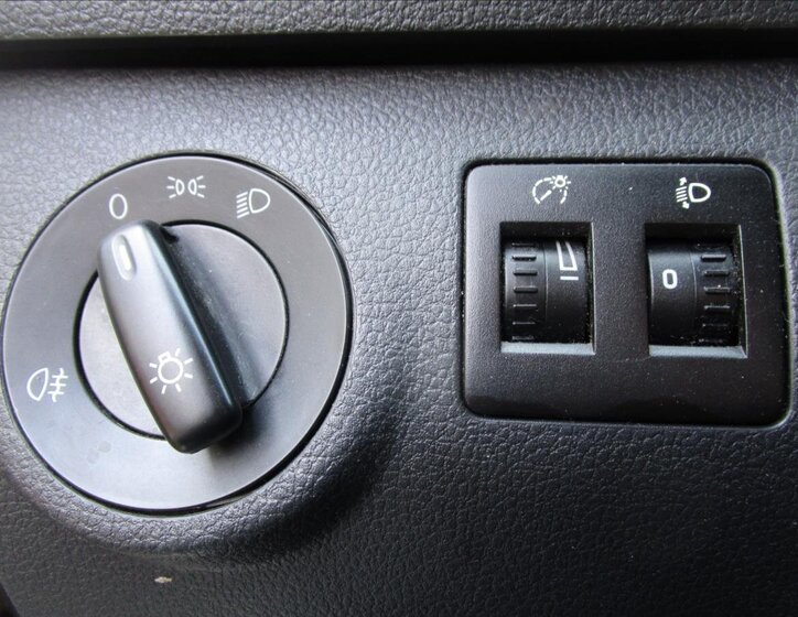 Volkswagen Caddy Skříň 2,0 l 75 kw