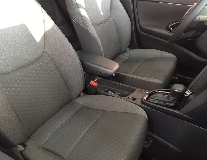 Toyota Yaris Cross SUV / Terénní 1,5 l 85 kw