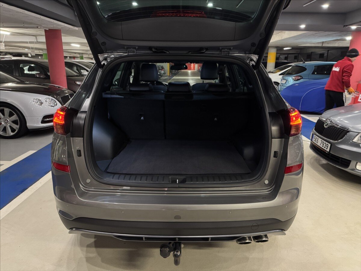 Hyundai Tucson SUV / Terénní 2,0 l 136 kw