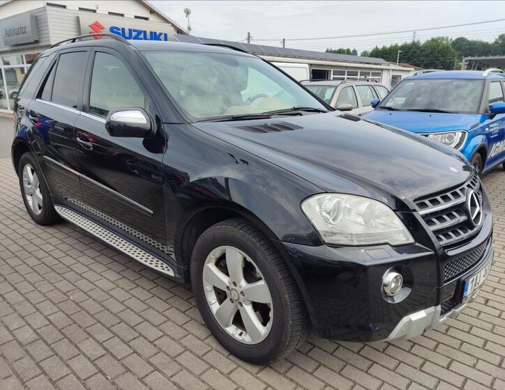 Mercedes-Benz Třídy M 1