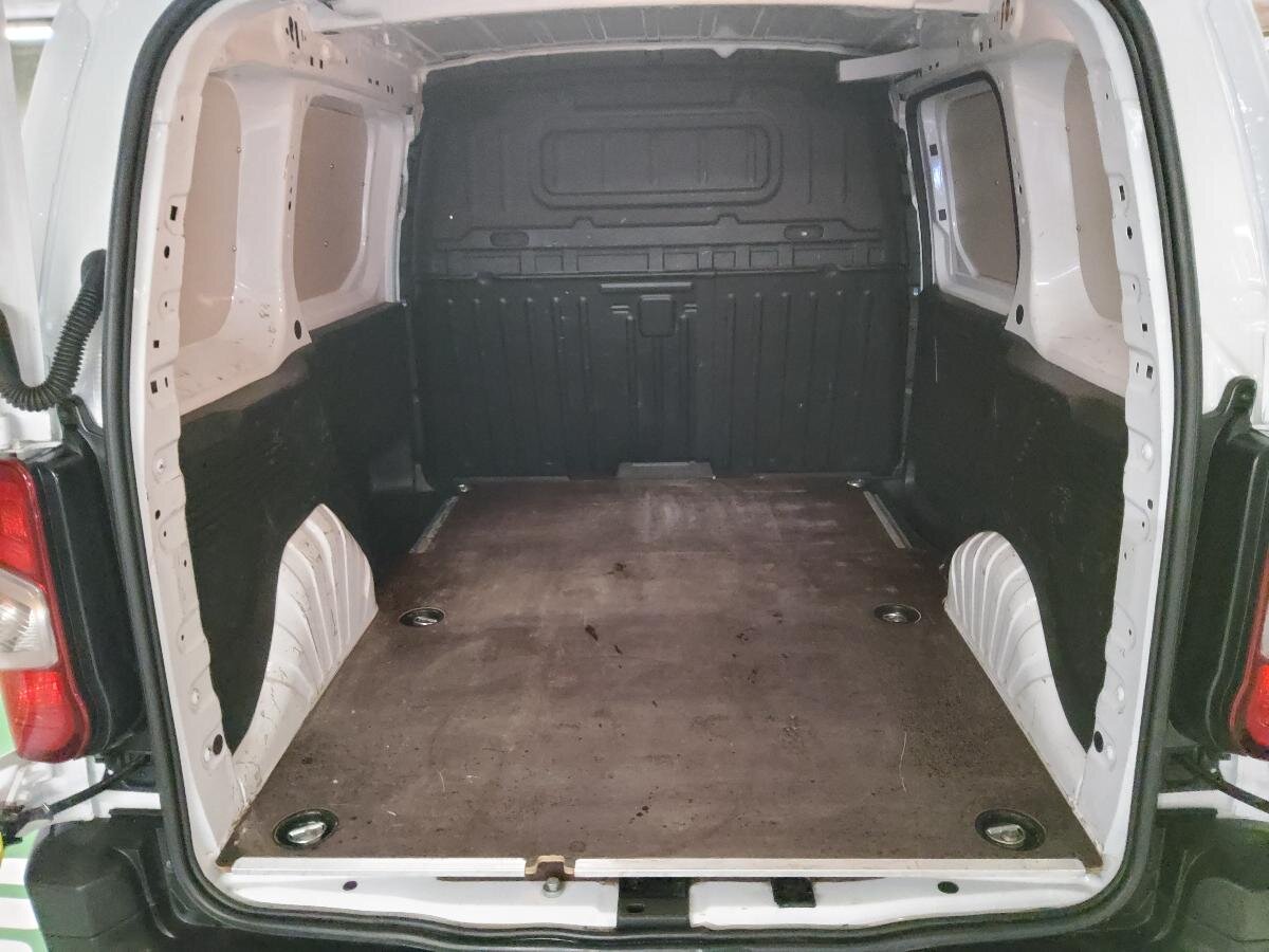 Peugeot Partner Užitková 1,5 l 75 kw