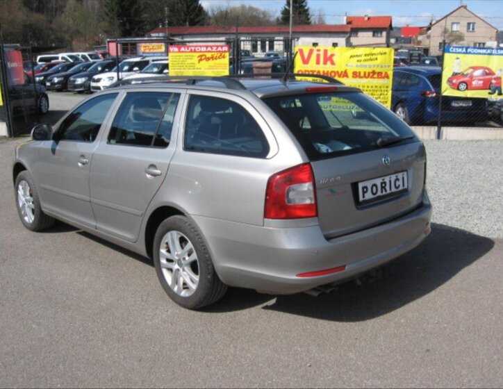 Škoda Octavia Kombi 2,0 l 103 kw