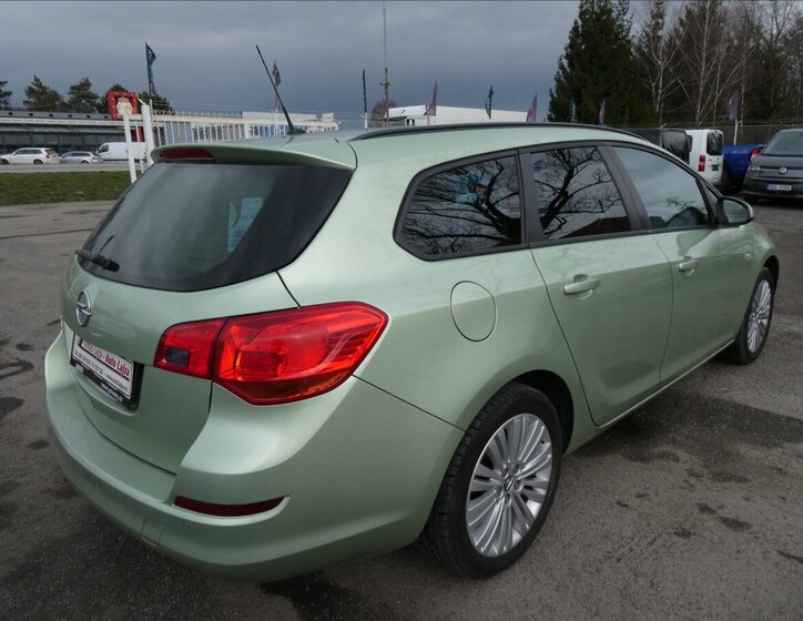 Opel Astra Kombi 1,4 l 88 kw