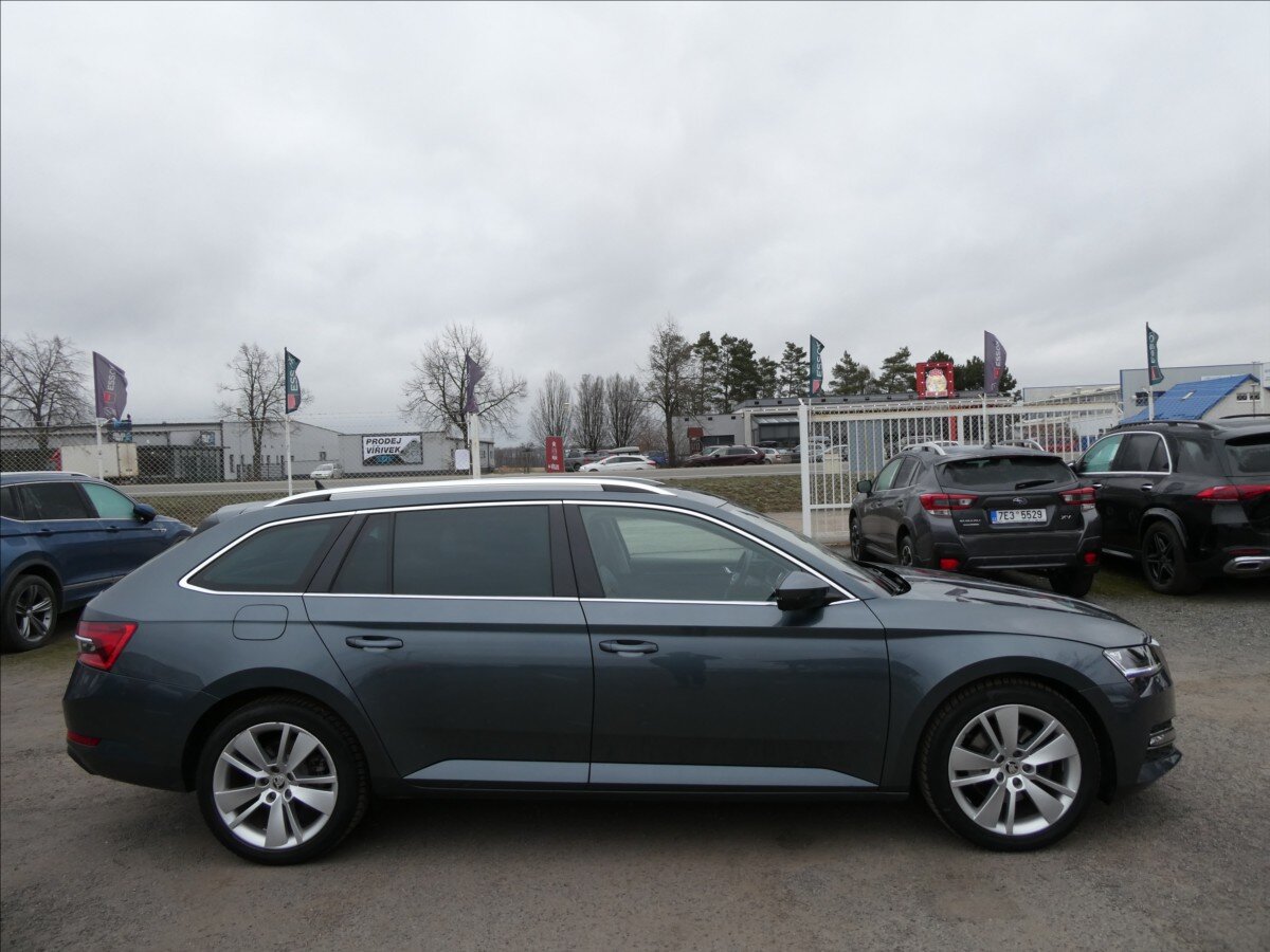Škoda Superb