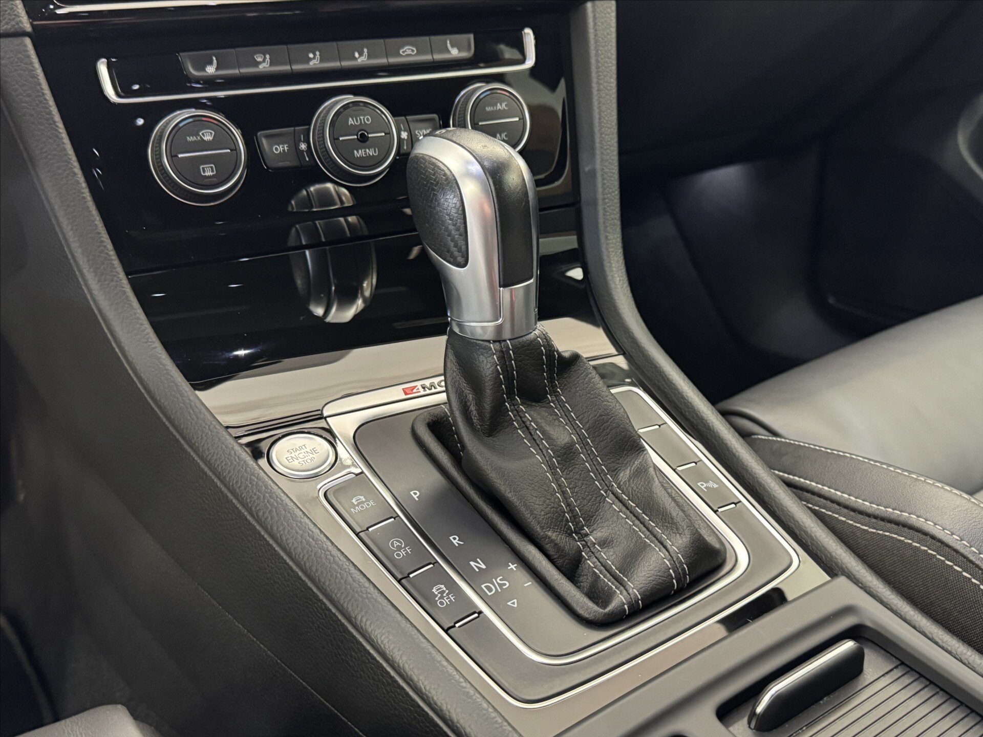 Volkswagen Golf Hatchback 2,0 l 228 kw