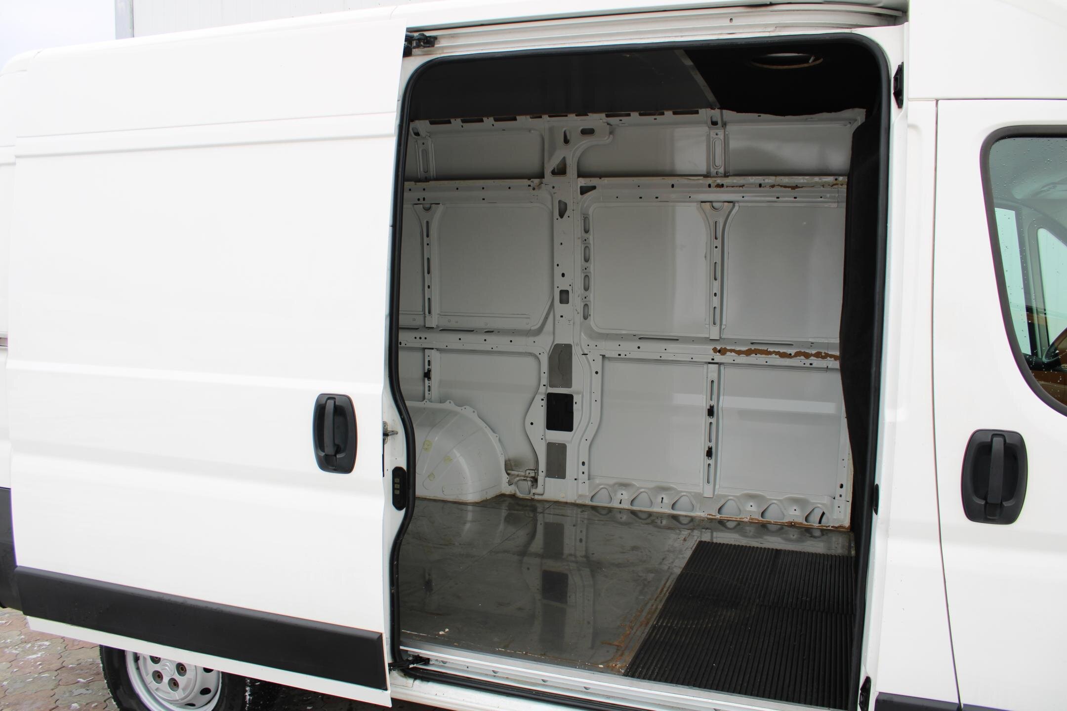 Peugeot Boxer Užitková 2,0 l 120 kw