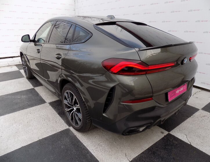 BMW X6 SUV 3,0 l 210 kw