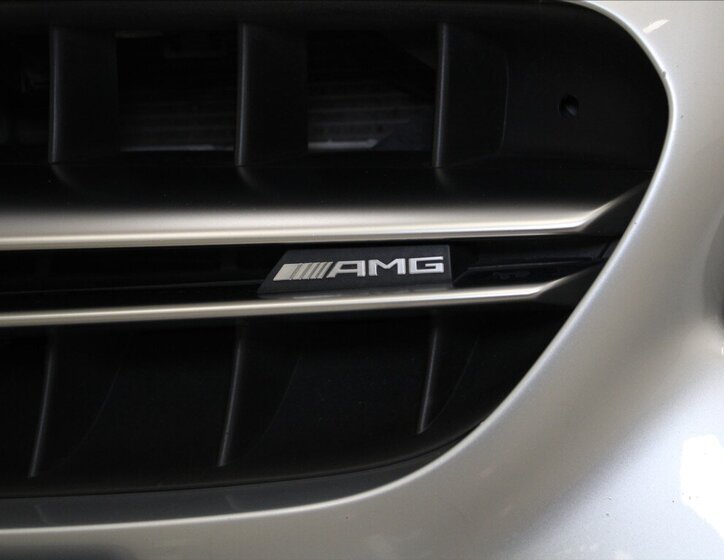 Mercedes-Benz Třídy E 38