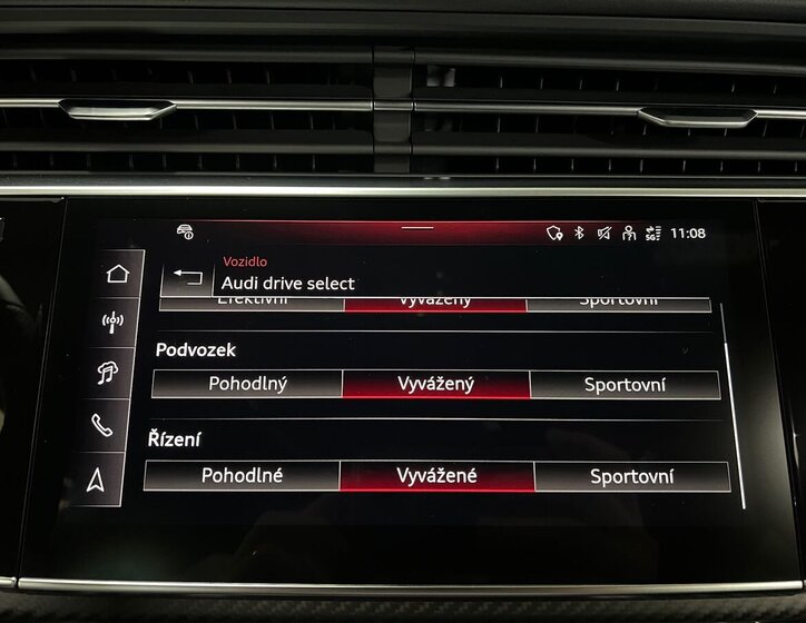 Audi Q8 SUV / Terénní 3,0 l 210 kw