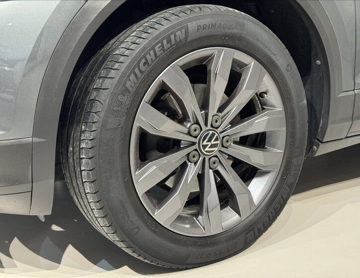 Volkswagen T-Roc SUV / Terénní 1,5 l 110 kw