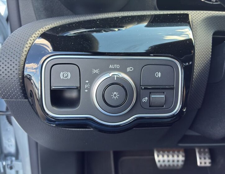 Mercedes-Benz CLA Kombi 2,0 l 110 kw