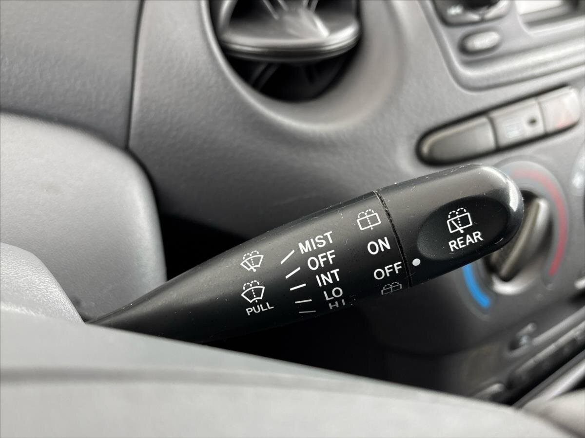 Toyota Yaris Hatchback 998,0 50 kw