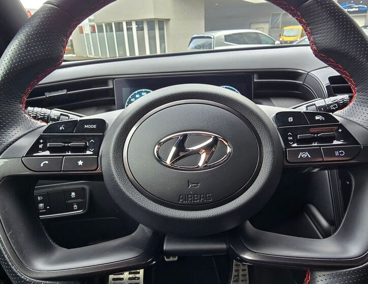 Hyundai Tucson SUV 1,6 l 100 kw