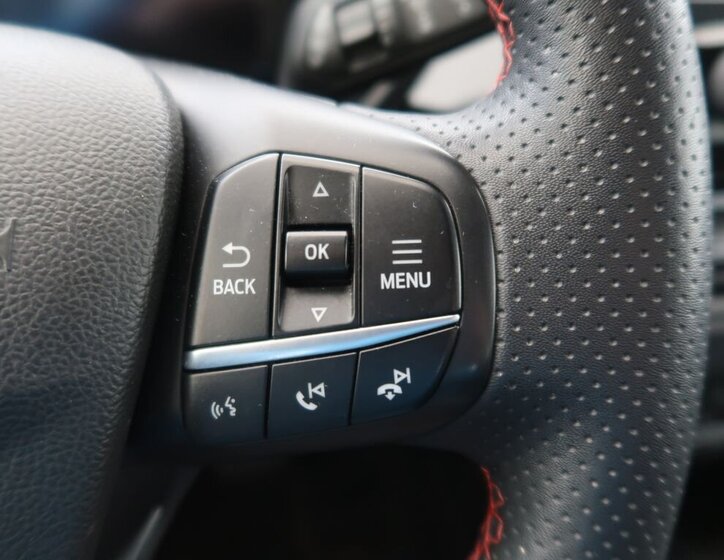 Ford Kuga SUV 2,5 l 112 kw