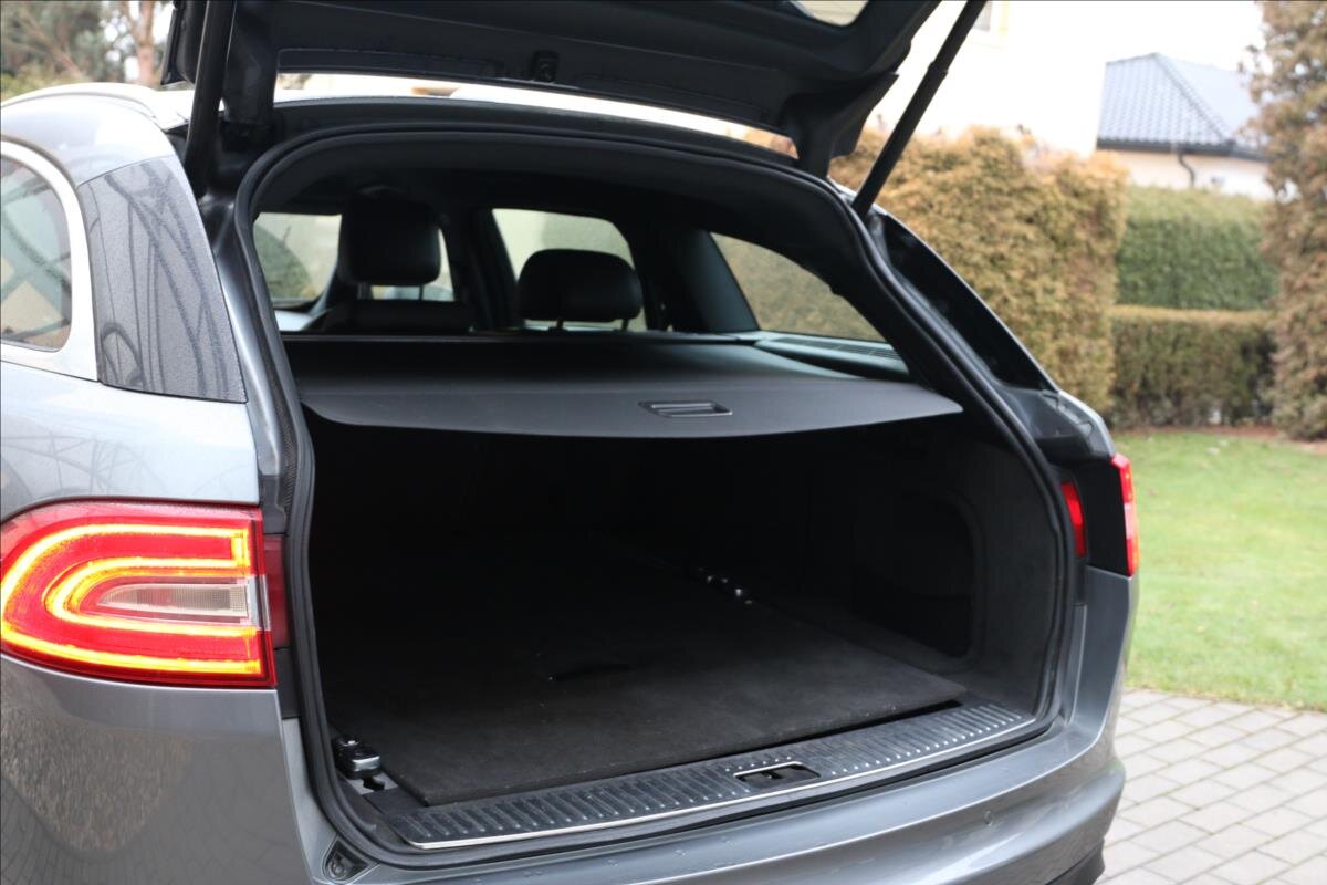 Jaguar XF Kombi 3,0 l 177 kw