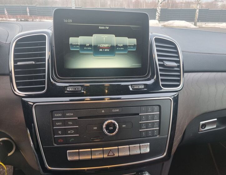 Mercedes-Benz GLE 13