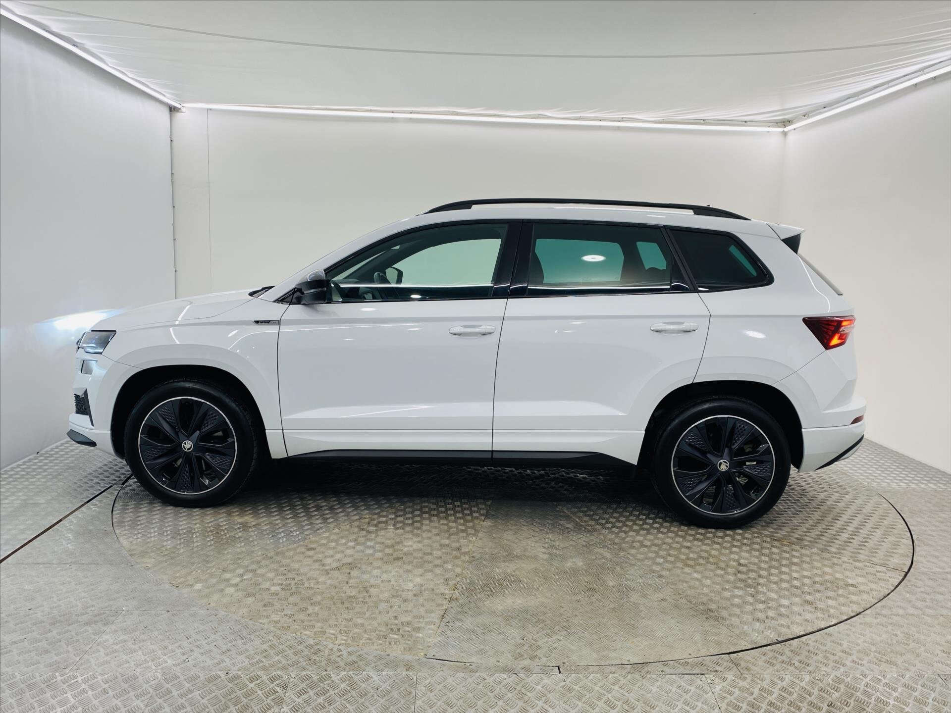 Škoda Karoq SUV / Terénní 1,5 l 110 kw