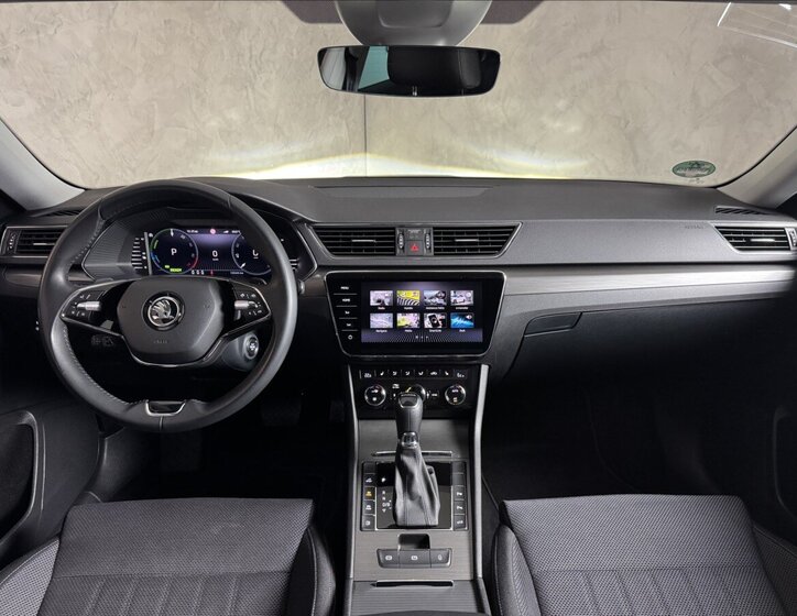 Škoda Superb Kombi 1,4 l 160 kw