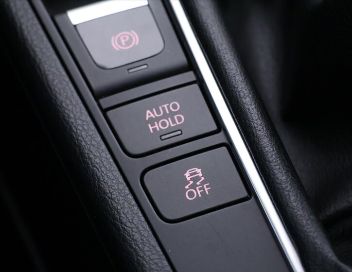 Volkswagen Passat Kombi 1,4 l 90 kw