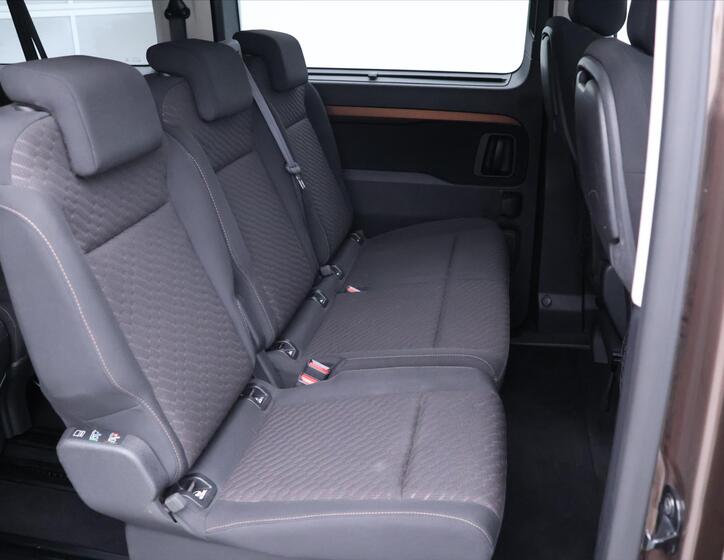 Toyota ProAce Verso 13