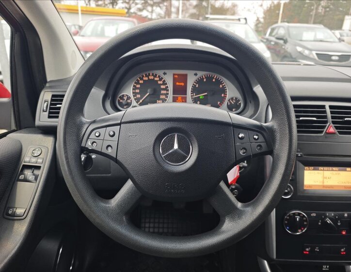 Mercedes-Benz Třídy B 17