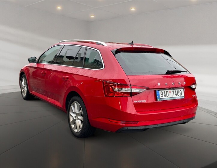 Škoda Superb 4