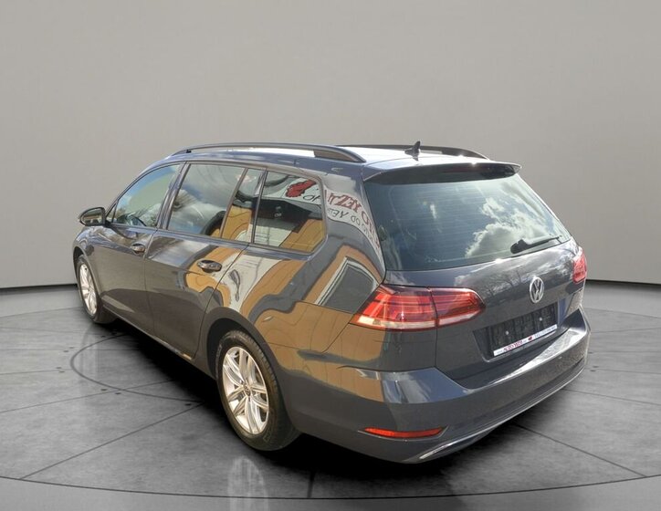 Volkswagen Golf Kombi 2,0 l 110 kw