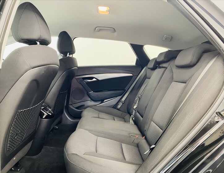 Hyundai i40 Kombi 1,6 l 100 kw