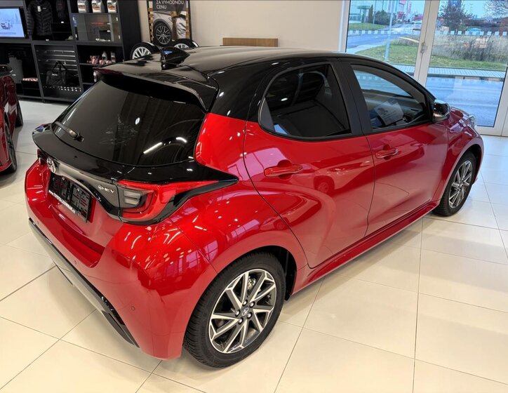 Toyota Yaris Hatchback 1,5 l 96 kw