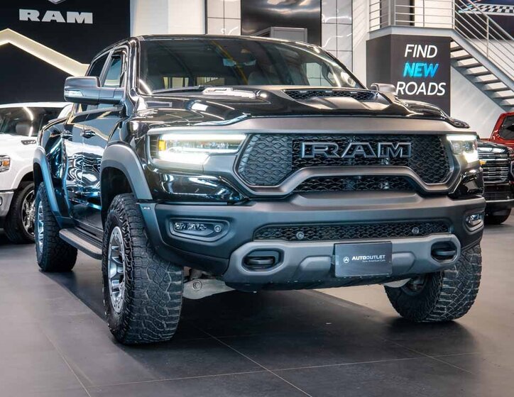 Dodge RAM Pick-up 6,2 l 523 kw