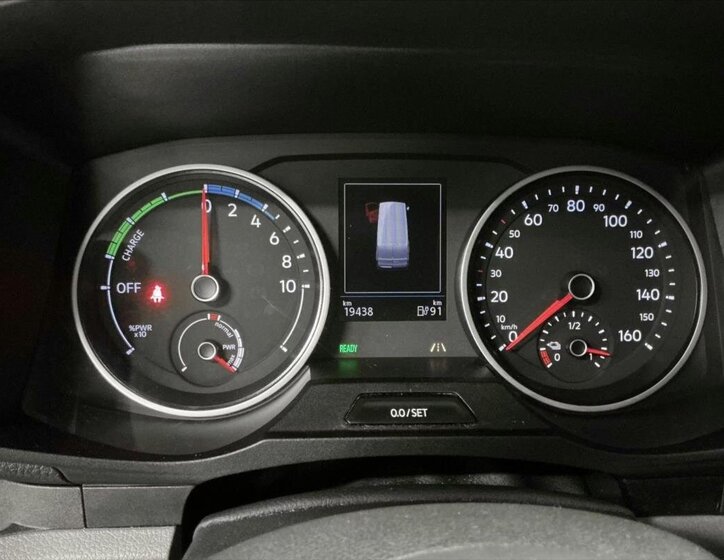 Volkswagen Crafter 8