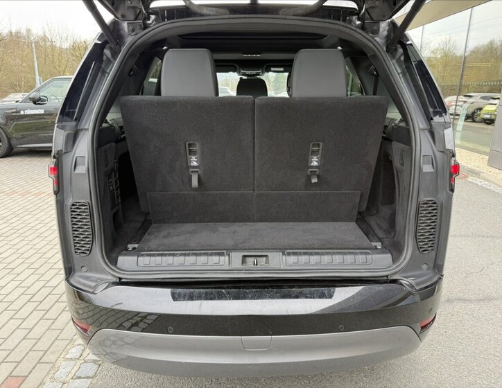 Land Rover Discovery SUV / Terénní 3,0 l 221 kw