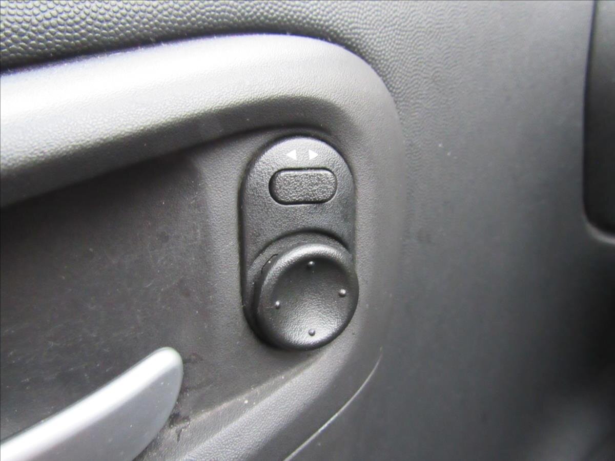 Opel Corsa Hatchback 1,2 l 55 kw