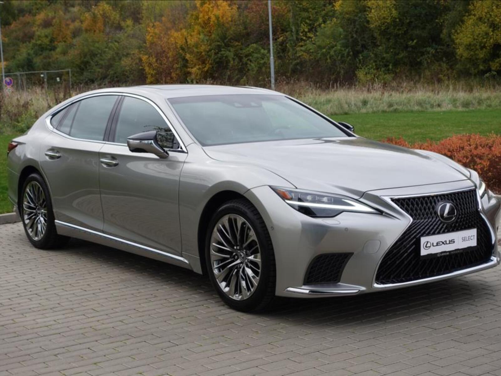 Lexus LS 500h 4