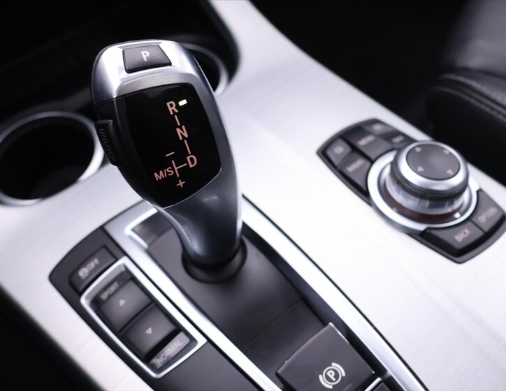 BMW X3 SUV 2,0 l 135 kw