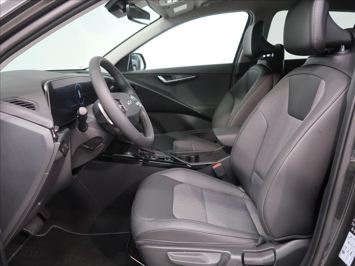 KIA Niro CUV / Crossover 1,6 l 95 kw