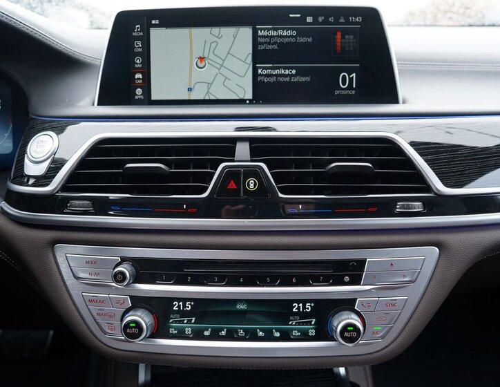 BMW Řada 7 Sedan 3,0 l 250 kw