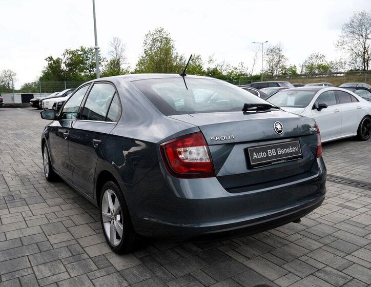 Škoda Rapid Hatchback 999,0 70 kw