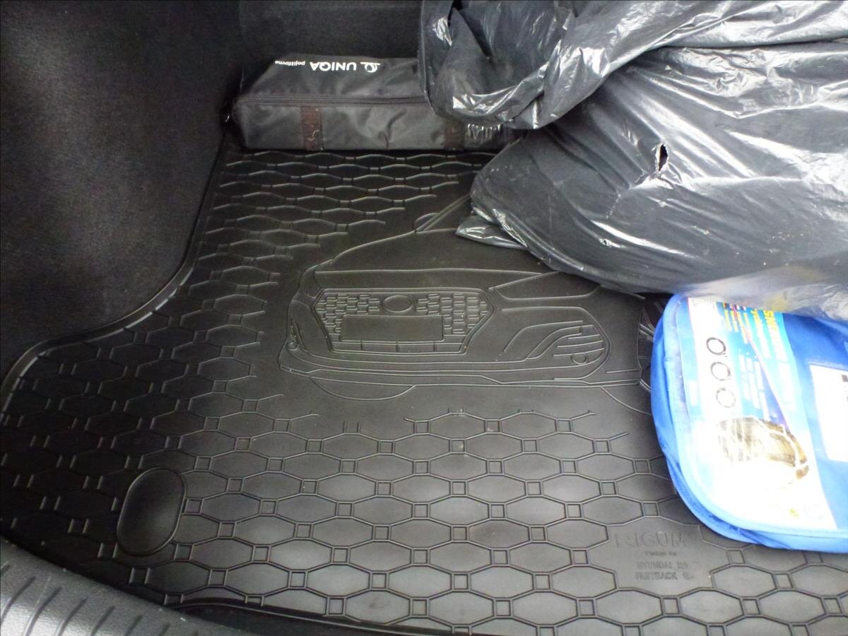 Hyundai i30 Hatchback 998,0 88 kw