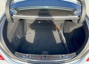 Mercedes-Benz Třídy S Sedan / Limuzína 6,0 l 390 kw