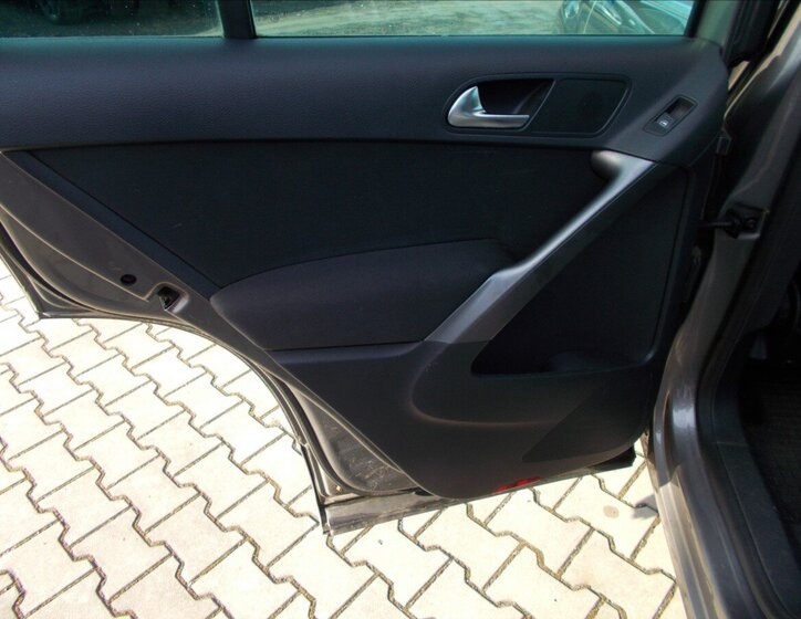 Volkswagen Tiguan SUV 2,0 l 103 kw